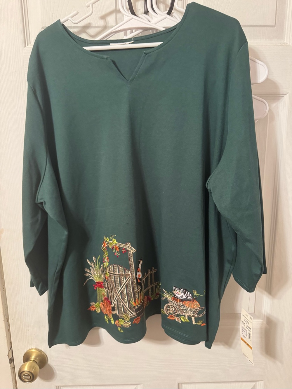 Alfred Dunner Dark Green Embroidered Garden Tunic